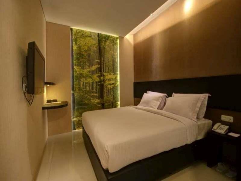 โรงแรมวีโอ ปาสเตอร์ บันดุง ภายนอก รูปภาพ